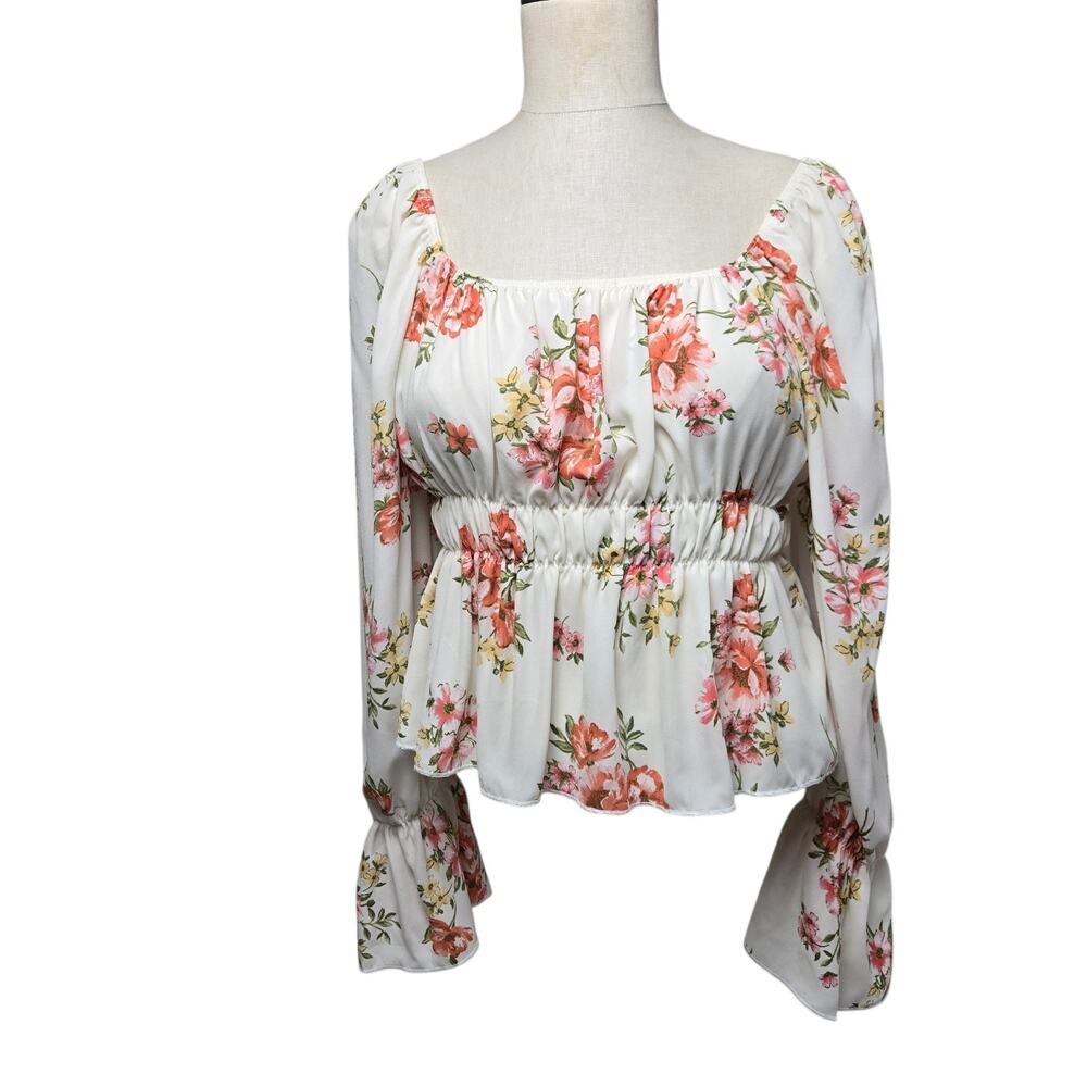 Wild Love Women's Top Size Medium Floral Print